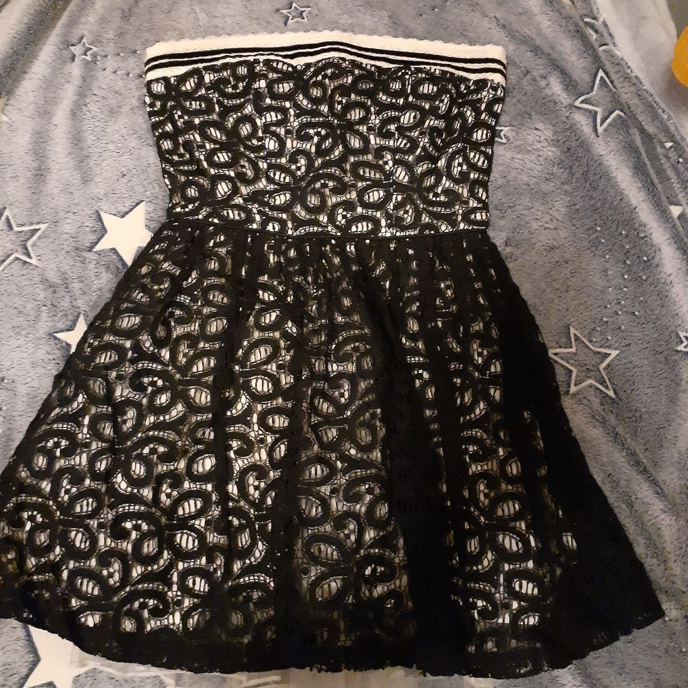 Strapless dress